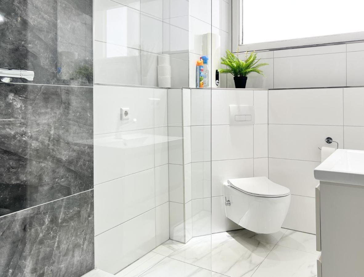 Modernes Apartment Mit Stil In City Lage Καρλσρούη Εξωτερικό φωτογραφία